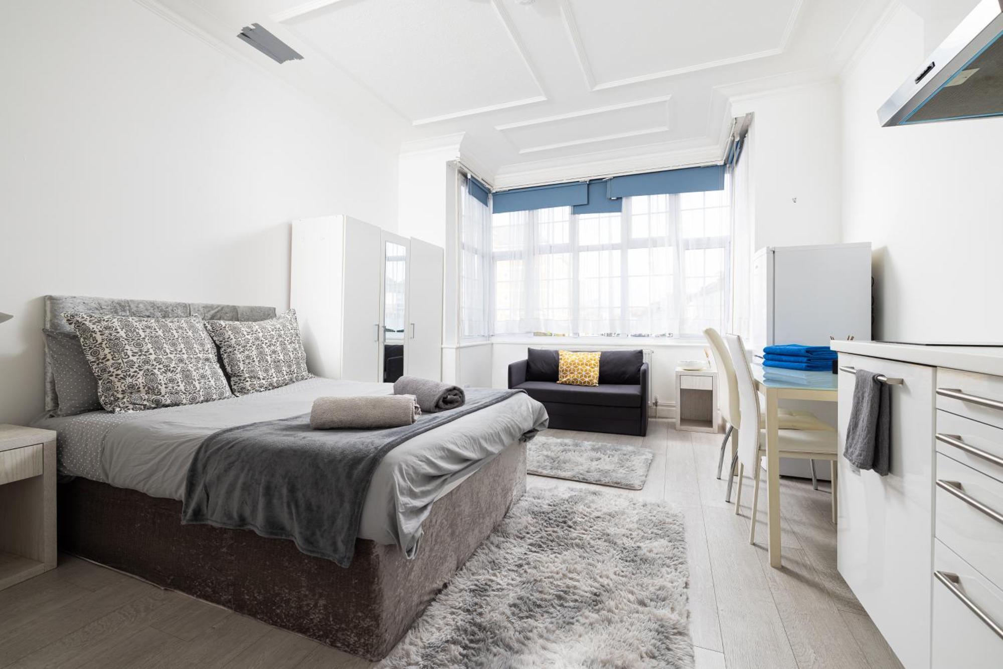 Bright Studio On Golders Green Road Londres Extérieur photo